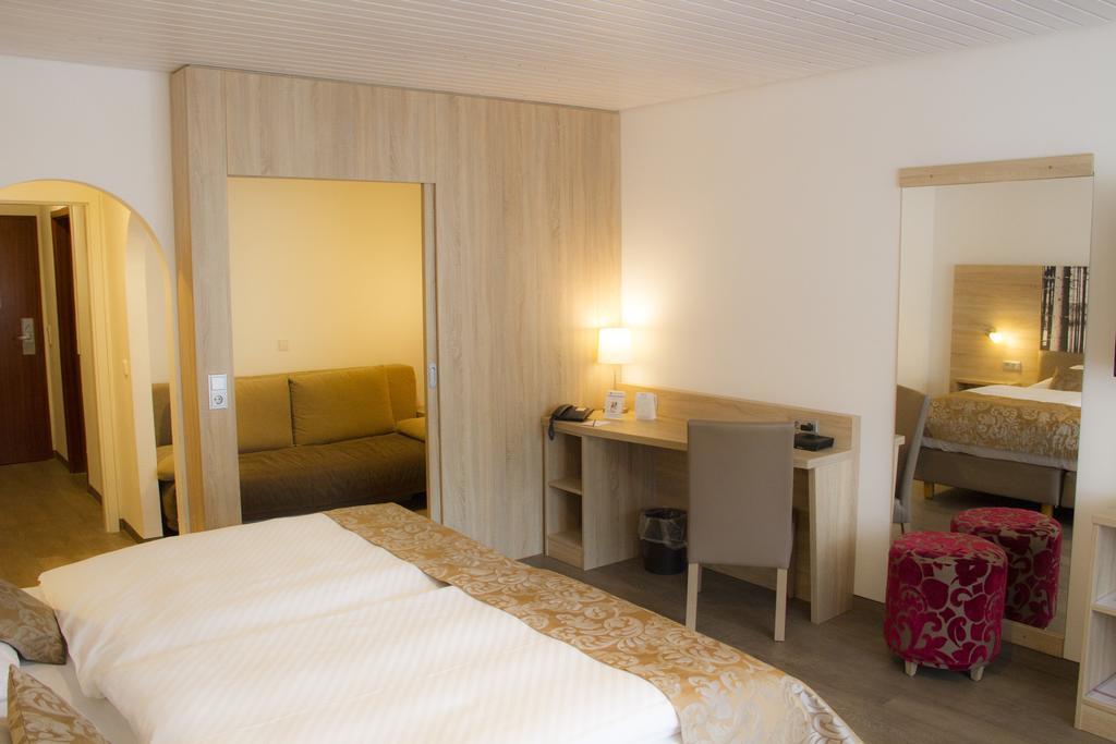 Best Western Plus Schwarzwald Residenz Triberg im Schwarzwald ภายนอก รูปภาพ